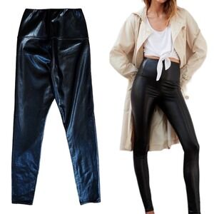 WILFRED Vegan Leather Leggings Black Pants Stretchy Sculpts High Rise Small EUC